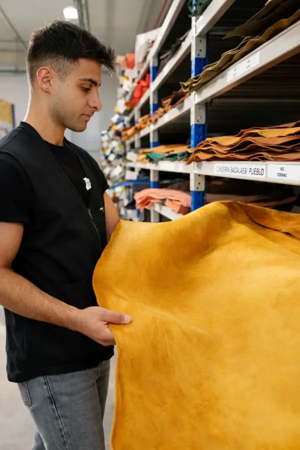 Pelle conciata al vegetale (2)